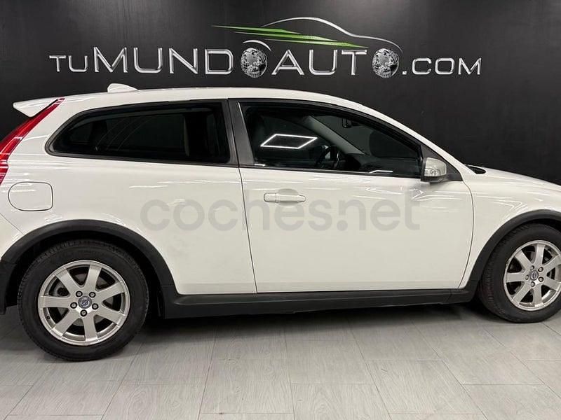 Usado Volvo C30 Drive Kinetic 115 CV (84 kW) 2010 Blanco Utilitario