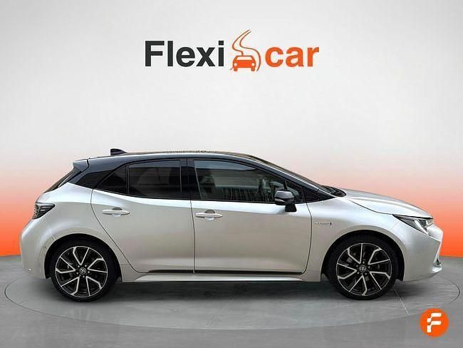 Usado Toyota Corolla Style 122 CV (89 kW) 2022 Blanco Berlina