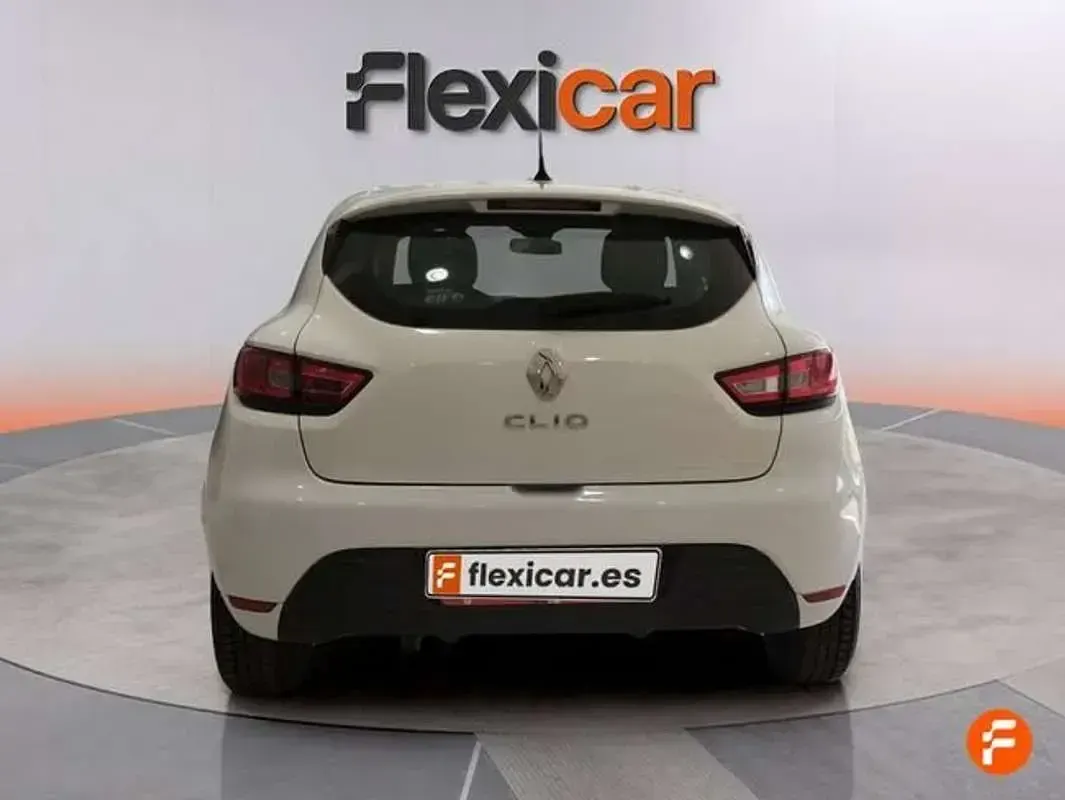 Usado Renault Clio Business 72 CV (52 kW) 2019 Blanco Utilitario