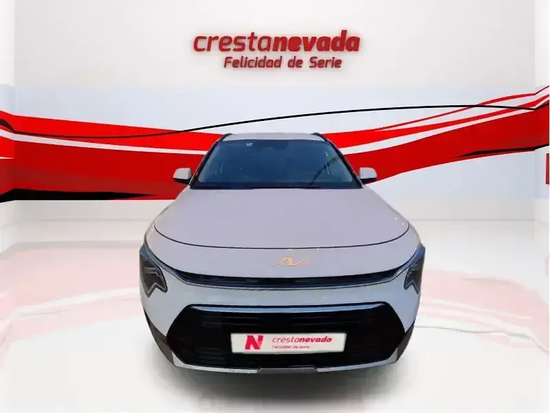 Usado Kia Niro 140 CV (102 kW) 2022 Negro SUV