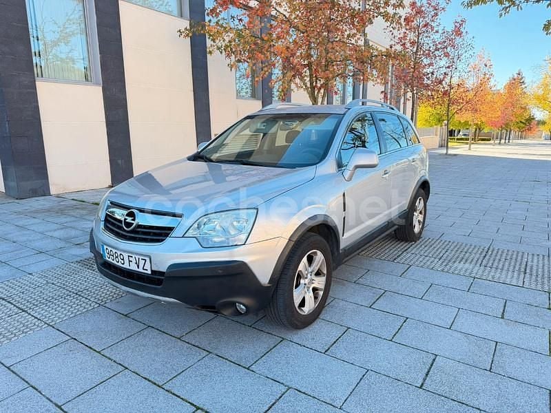 Gris / plata Usado 2007 Opel Antara Enjoy SUV | 4990 € (Precio justo) - Imagen 1/4