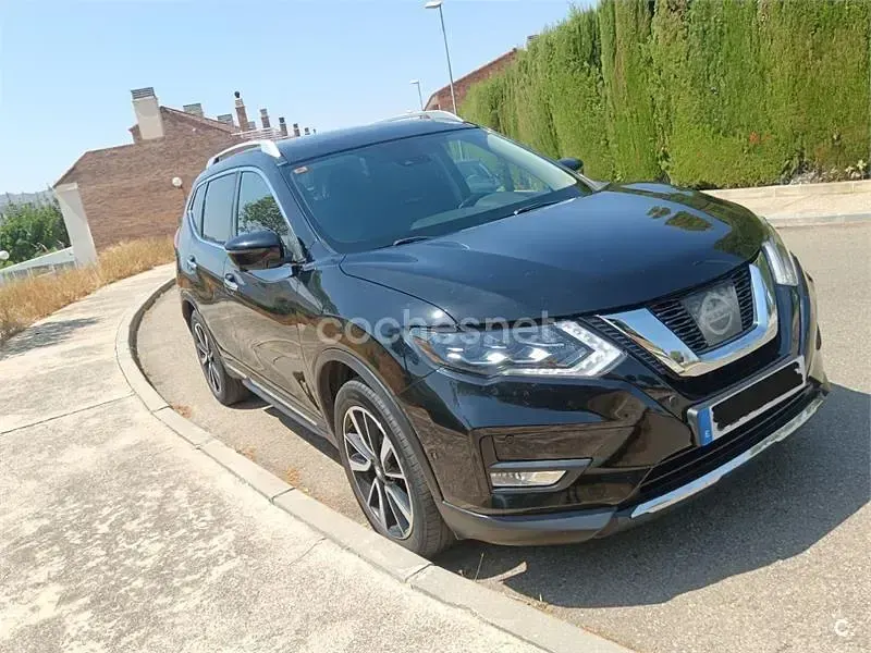 Usado Nissan X-Trail Tekna 163 CV (119 kW) 2019 Negro SUV
