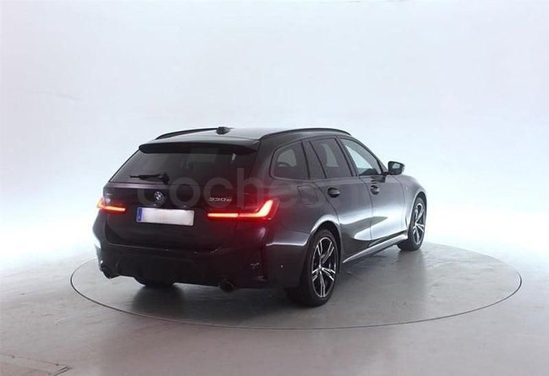 Usado BMW 330e Comfort Edition 292 CV (214 kW) 2025 Negro Familiar