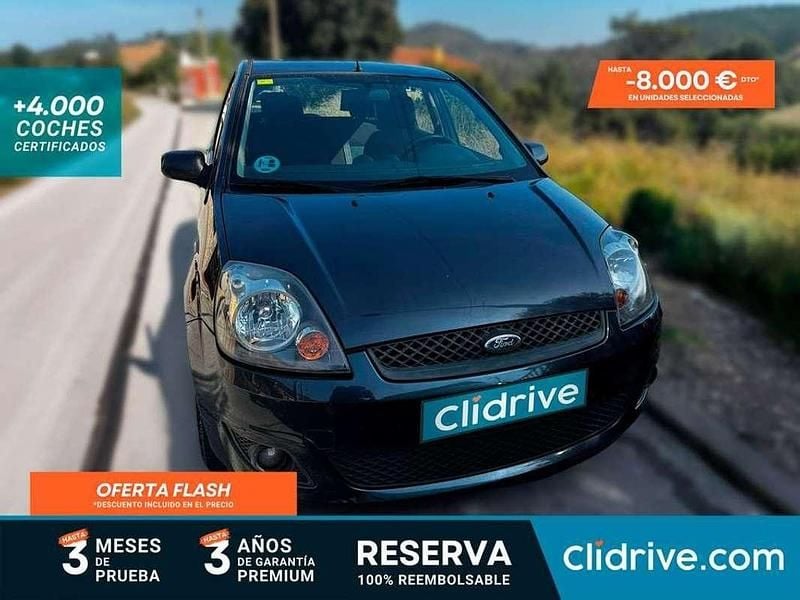 Usado Ford Fiesta Trend 82 CV (60 kW) 2007 Negro Utilitario