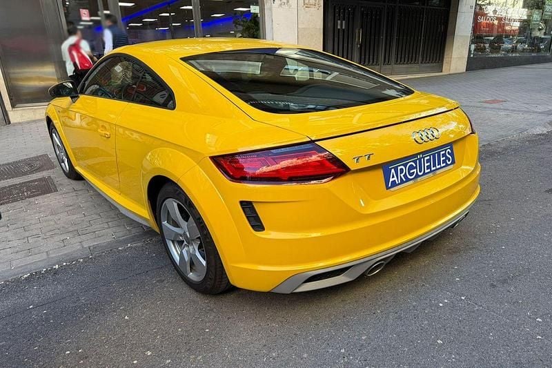 Usado Audi TT S-Line 245 CV (180 kW) 2020 Amarillo Coupe
