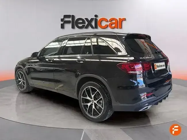 Usado Mercedes GLC200 163 CV (119 kW) 2020 Negro SUV