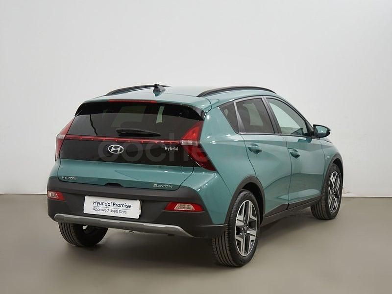 Usado Hyundai Bayon 100 CV (73 kW) 2023 Verde SUV