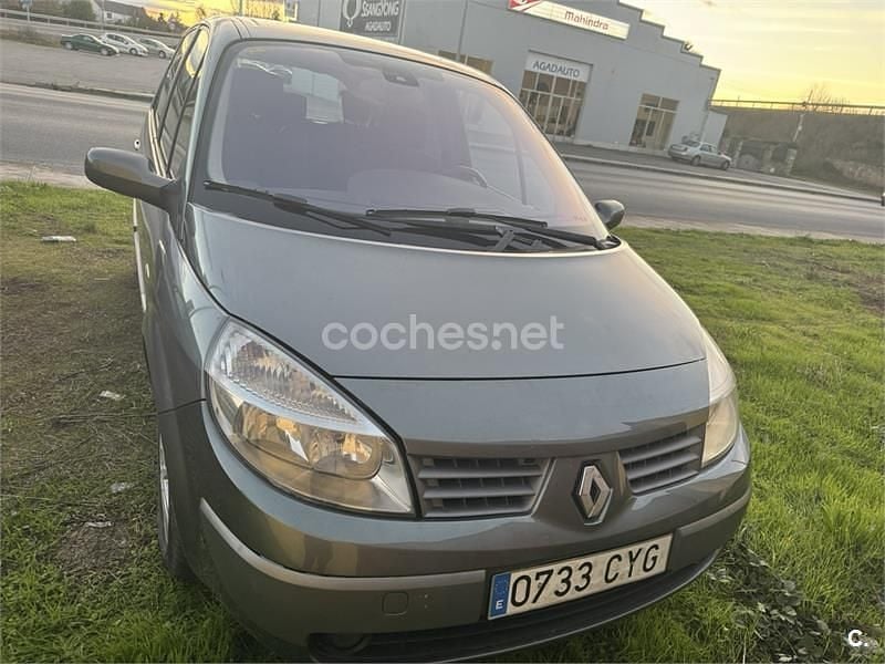Gris / plata Usado 2005 Renault Scénic II Authentique Monovolumen | 3000 € (Precio justo) - Imagen 1/4