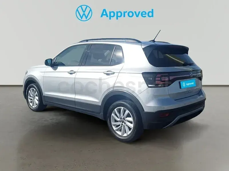 Usado VW T-Cross Advance 95 CV (69 kW) 2022 Gris / plata SUV