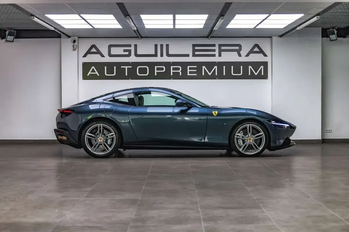 Usado Ferrari Roma 620 CV (456 kW) 2021 Azul Coupe