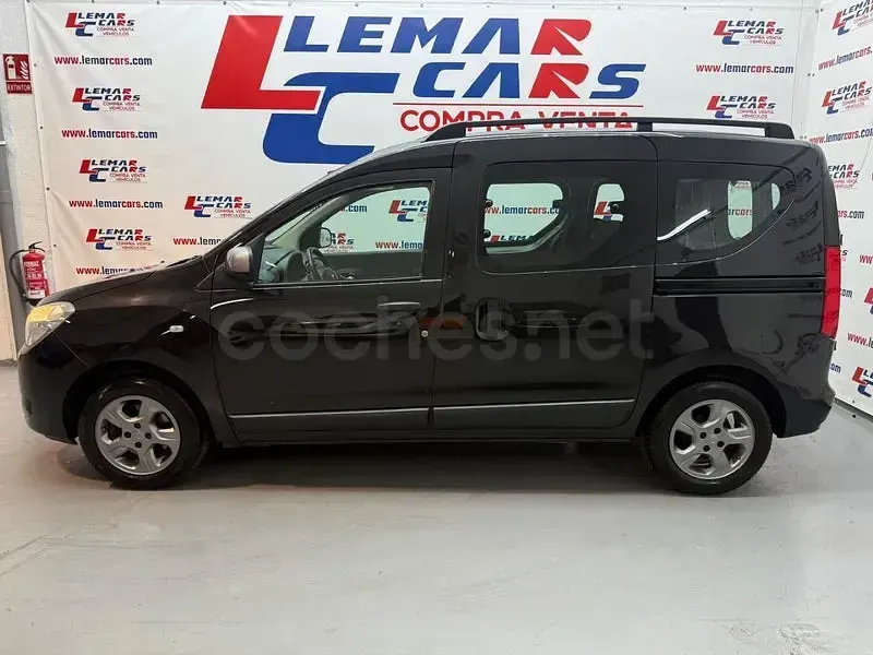 Usado Dacia Dokker Ambiance 100 CV (73 kW) 2015 Negro Monovolumen