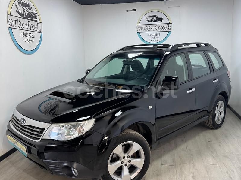 Negro Usado 2008 Subaru Forester SUV | 5990 € - Imagen 1/4