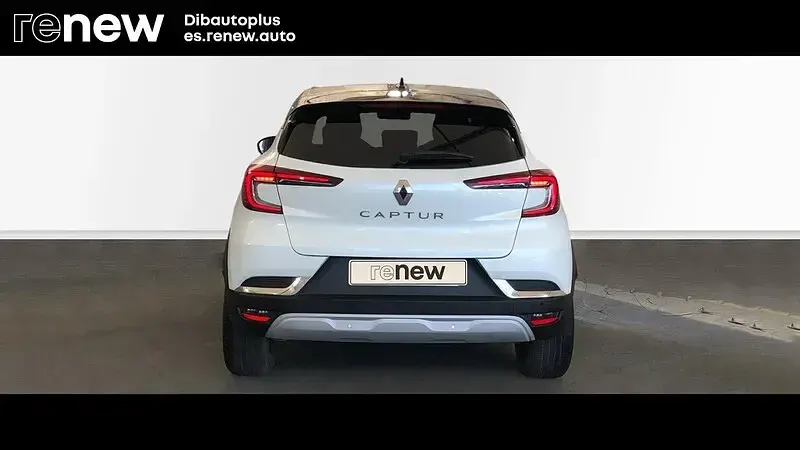 Usado Renault Captur Techno 90 CV (66 kW) 2023 Blanco SUV