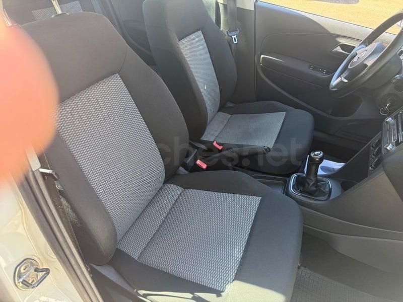 Usado VW Polo Advance 90 CV (66 kW) 2011 Blanco Utilitario
