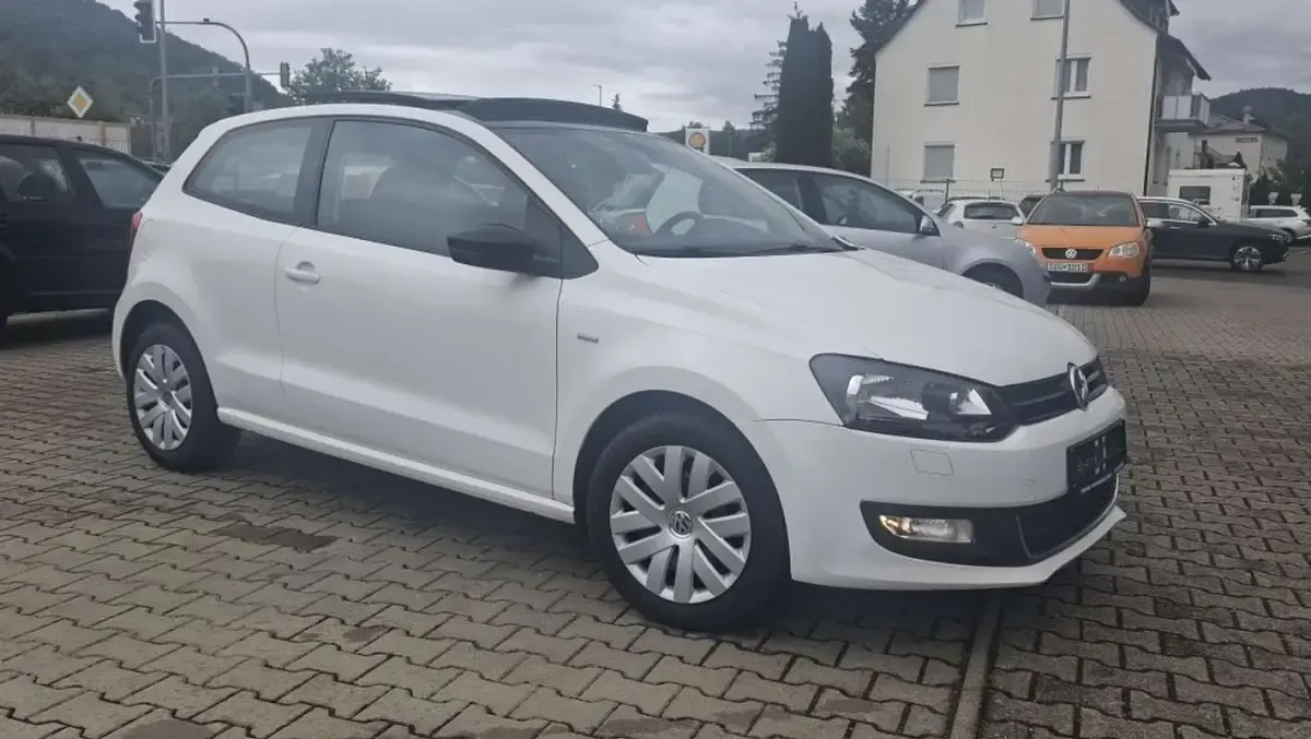 Usado VW Polo 90 CV (66 kW) 2017 Blanco Utilitario