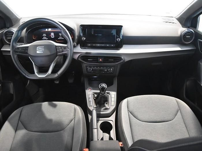 Usado Seat Ibiza 115 CV (84 kW) 2024 Gris