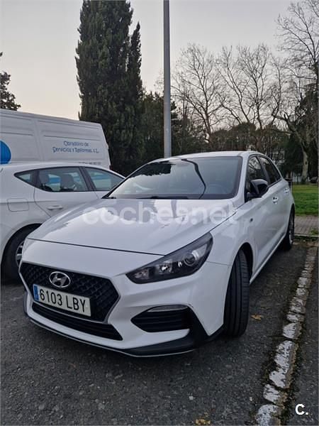 Usado Hyundai i30 N Line 120 CV (88 kW) 2019 Blanco Berlina