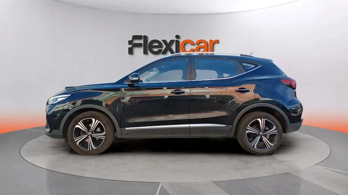Usado MG ZS Comfort 106 CV (77 kW) 2022 Negro SUV
