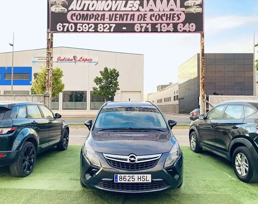 Usado Opel Zafira Tourer Excellence 131 CV (96 kW) 2013 Monovolumen
