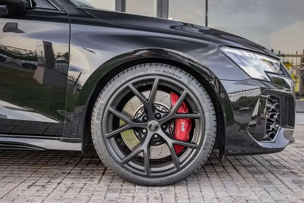 Usado Audi RS3 Sportback Performance 400 CV (294 kW) 2022 Negro Utilitario
