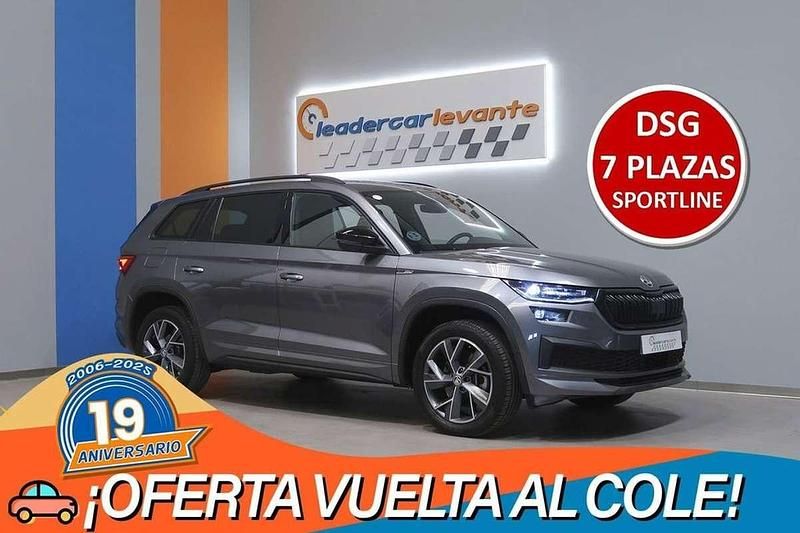 Gris Usado 2023 Skoda Kodiaq SportLine SUV | 29.900 € (Precio justo) - Imagen 1/4