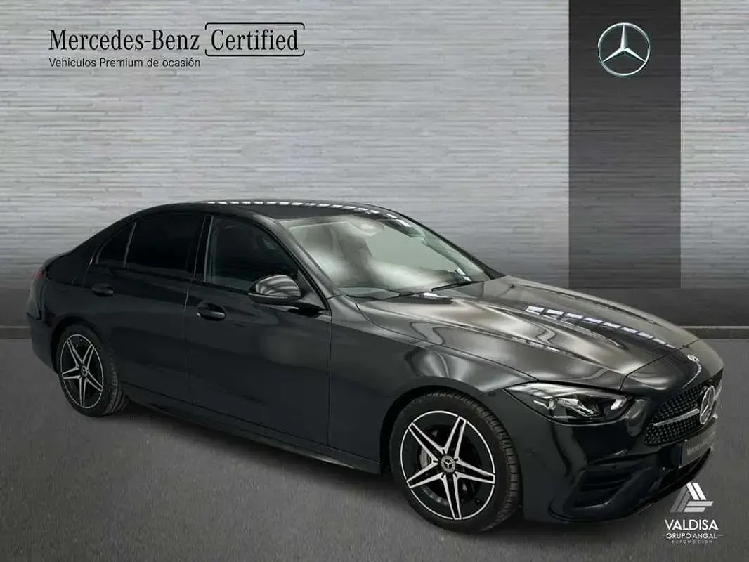 Usado Mercedes C200 AMG line 163 CV (119 kW) 2025 Utilitario