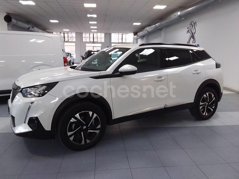 Usado Peugeot 2008 Allure 130 CV (95 kW) 2020 Blanco SUV