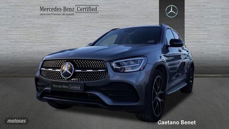Gris / plateado Usado 2022 Mercedes GLC200 AMG line SUV | 45.900 € (Caro) - Imagen 1/4