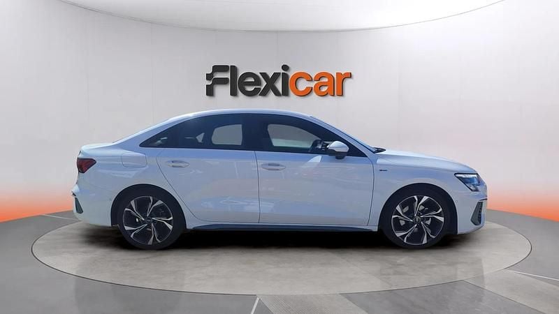 Käytetty Audi A3 Premium 150 HP (110 kW) 2022 Valkoinen Sedan