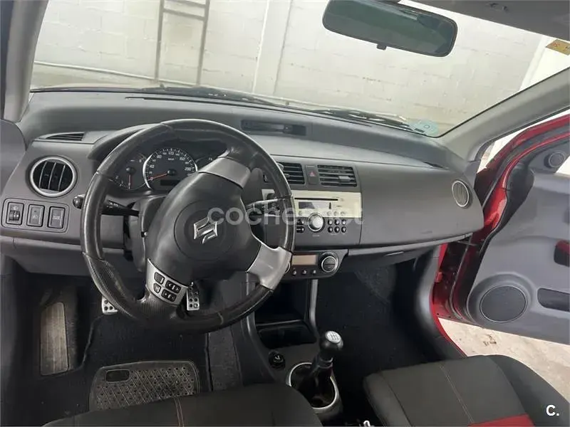 Usado Suzuki Swift Sport 125 CV (91 kW) 2007 Rojo Utilitario