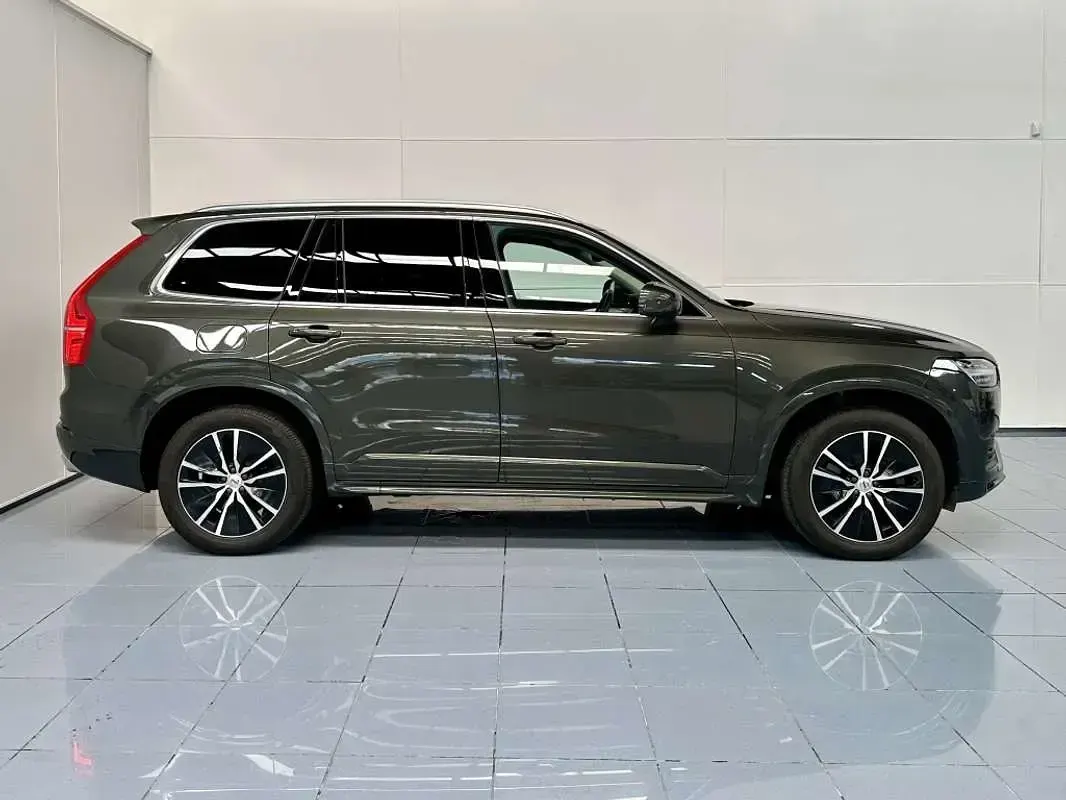 Usado Volvo XC90 Business Edition 235 CV (172 kW) 2019 Gris SUV
