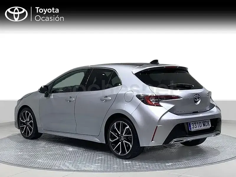 Usado Toyota Corolla Advance 184 CV (135 kW) 2023 Gris / plata Berlina