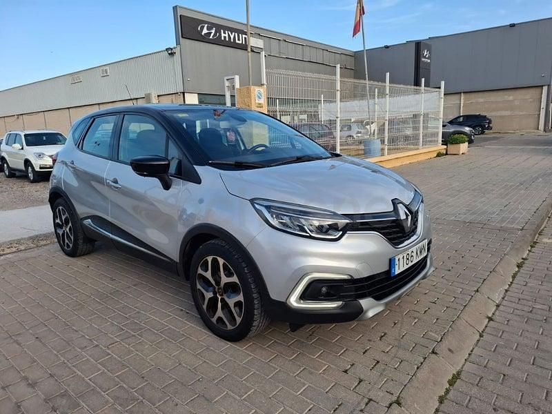 Usado Renault Captur XMOD 110 CV (80 kW) 2018 Gris / plata SUV
