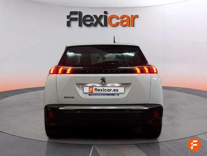 Usado Peugeot 2008 Active 101 CV (74 kW) 2021 Blanco SUV