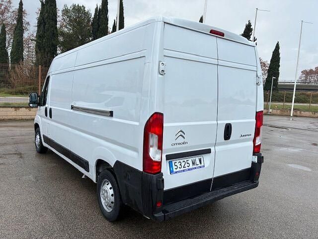 Usado Citroën Jumper 140 CV (102 kW) 2023 Blanco Monovolumen