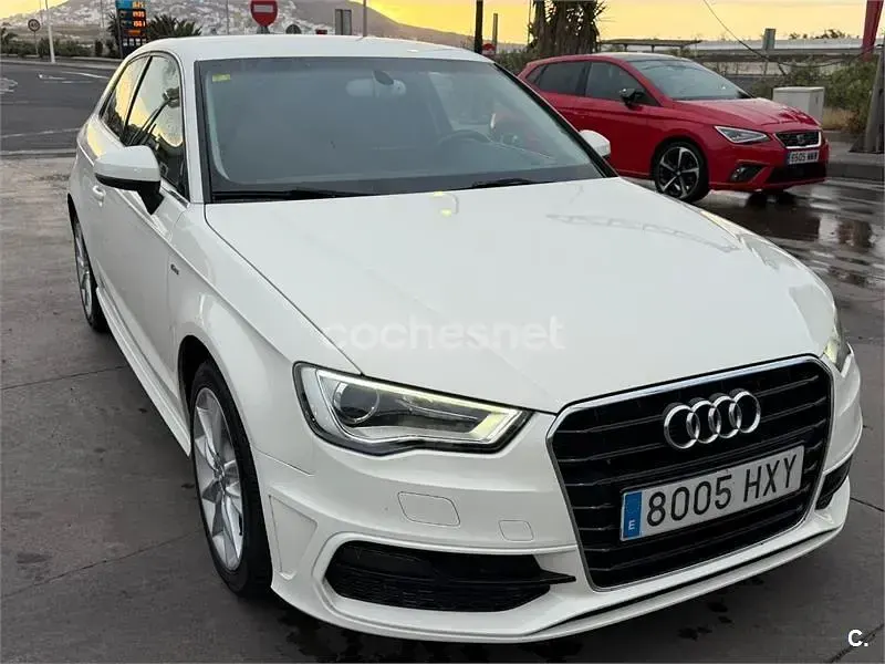 Usado Audi A3 105 CV (77 kW) 2014 Blanco Berlina