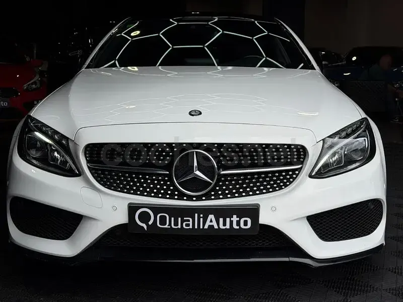 Usado Mercedes C220 170 CV (125 kW) 2018 Blanco Coupe