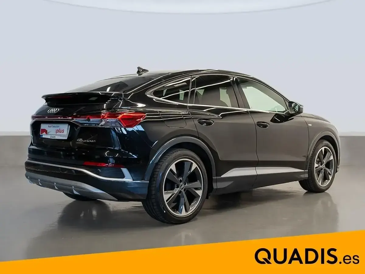 Usado Audi Q4 e-tron Advanced 210 kW (286 CV) 2026 Negro SUV