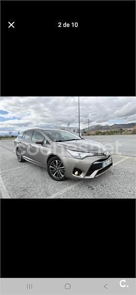Beige Usado 2017 Toyota Avensis Business Edition Familiar | 7300 € (Buen precio) - Imagen 1/4
