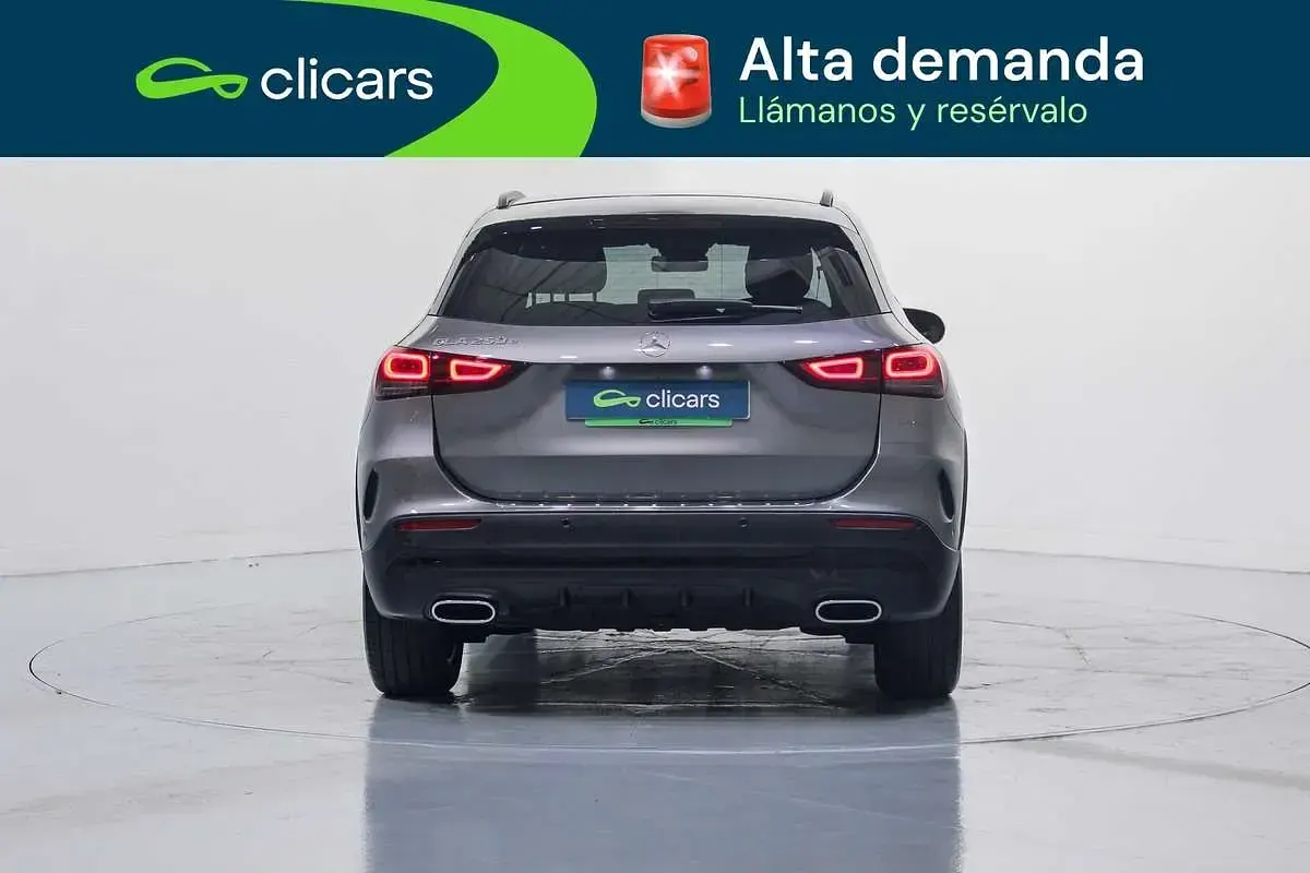 Usado Mercedes GLA250 218 CV (160 kW) 2021 Gris SUV