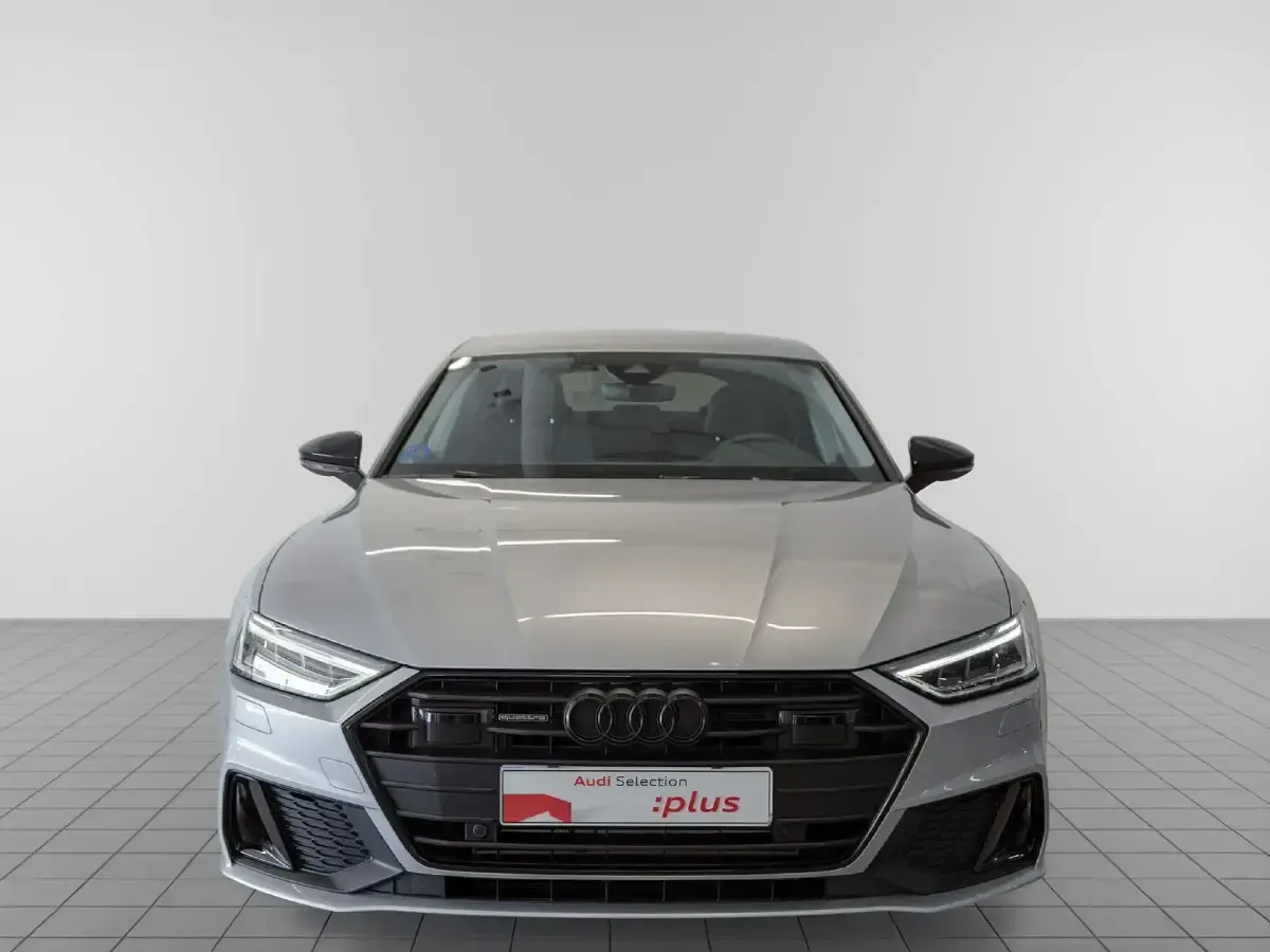 Usado Audi A7 Sportback Competition 367 CV (269 kW) 2024 Gris Utilitario