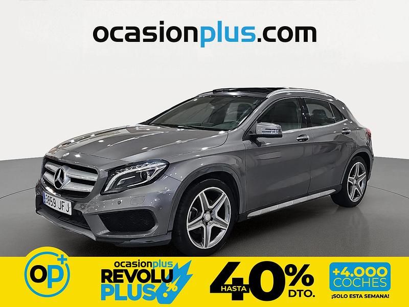 Usado Mercedes GLA220 AMG line 170 CV (125 kW) 2015 Gris SUV