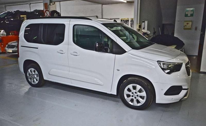 Usado Opel Combo-e Life Elegance 100 kW (136 CV) 2023 Blanco Van