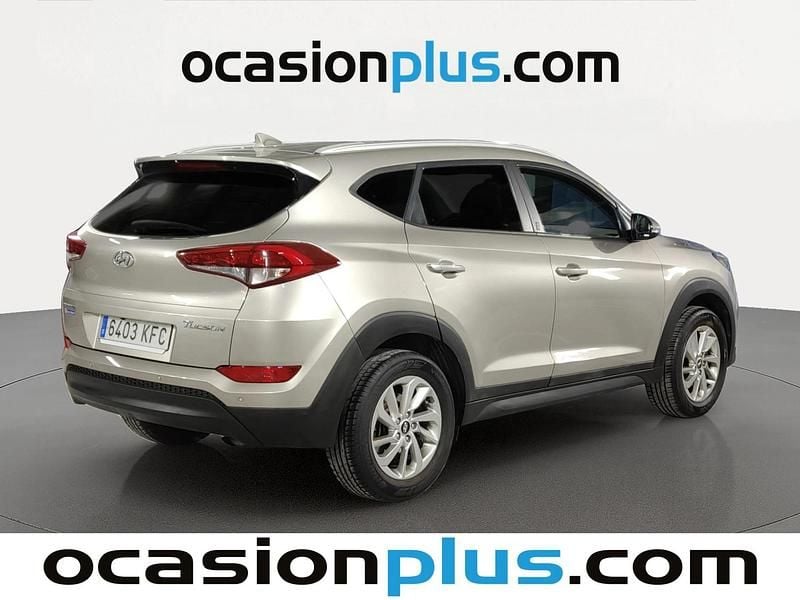 Usado Hyundai Tucson 131 CV (96 kW) 2017 Gris SUV