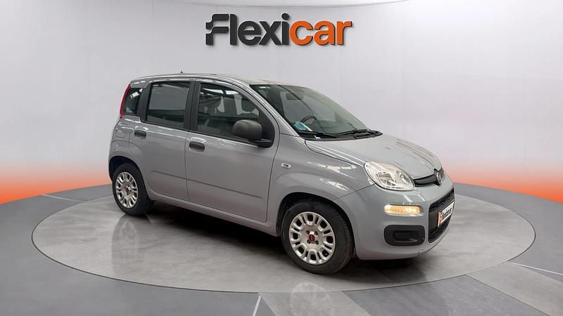 Usado Fiat Panda 71 CV (52 kW) 2022 Gris Utilitario