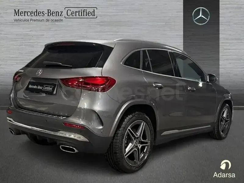 Usado Mercedes GLA200 150 CV (110 kW) 2025 Gris / plata SUV