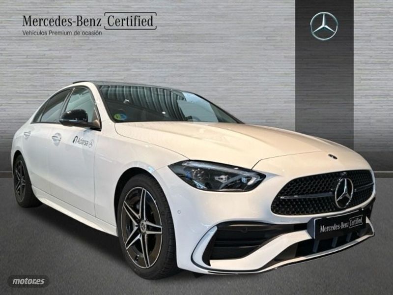 Usado Mercedes C200 AMG line 163 CV (119 kW) 2024 Blanco polar Berlina