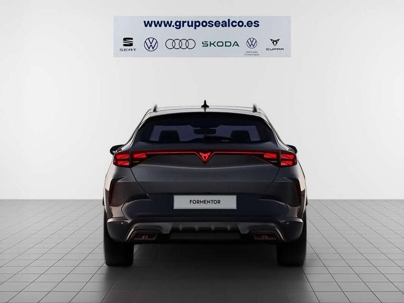Usado Cupra Formentor 204 CV (150 kW) 2024 Gris SUV