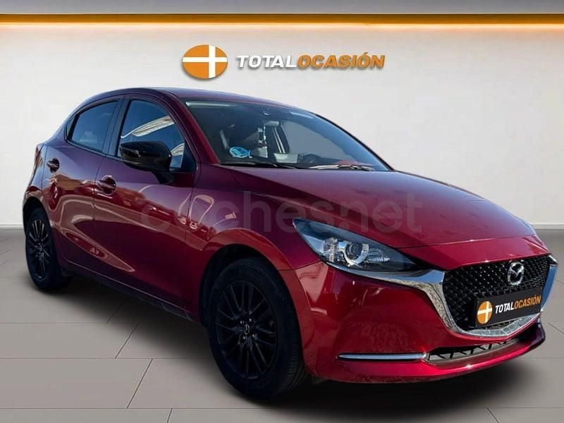Usado Mazda 2 Homura-Line 90 HP (66 kW) 2022 Vermelho Sedan