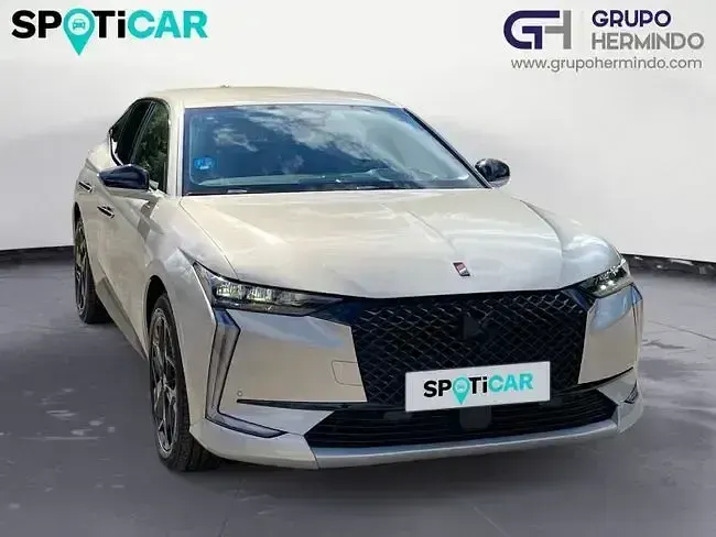 Usado DS Automobiles DS4 Performance 225 CV (165 kW) 2024 Gris SUV